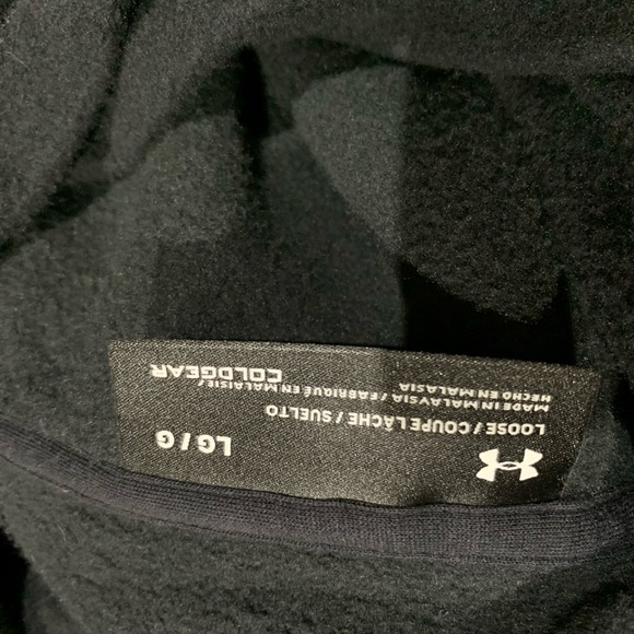 Under armor hoodie - Picture 3 of 3